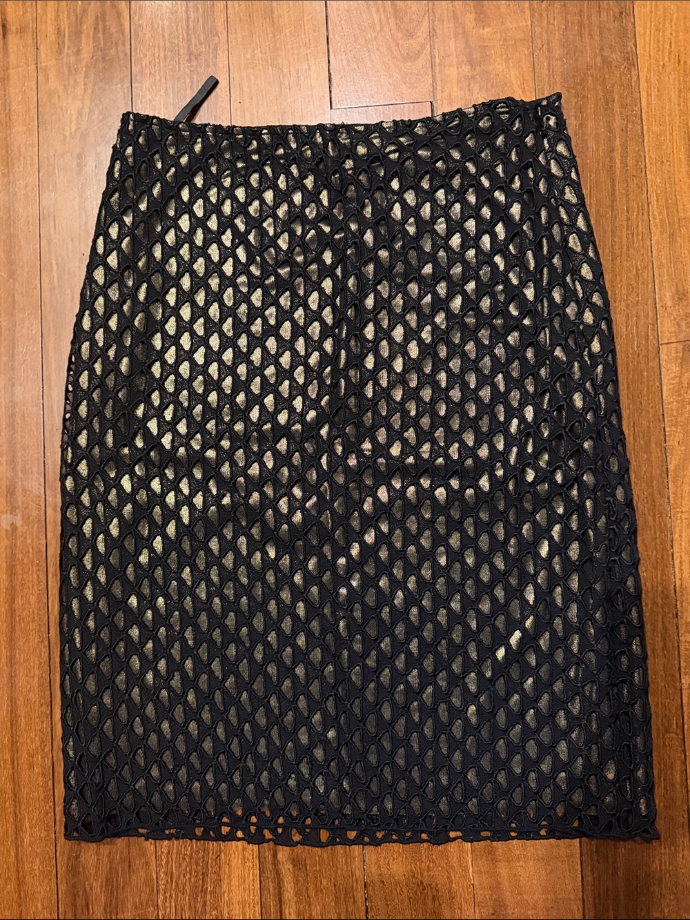 NEW Vivienne Tam Black Lace Overlay Pencil Skirt with Gold Lining Sz VT 1/US 4/6